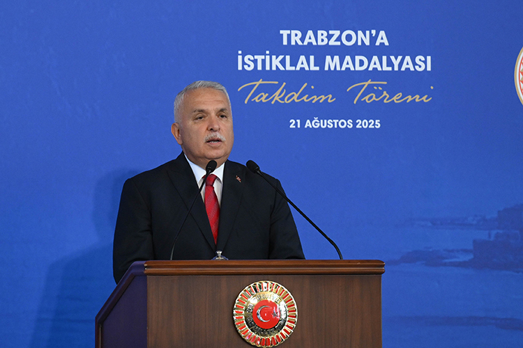 Ulaştırma Bakanı Abdulkadir Uraloğlu Törende