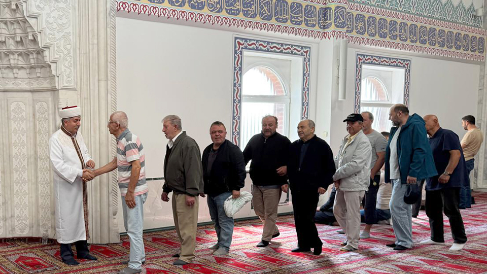Sezai Yaşar ve Düsseldorf camii yönetimi