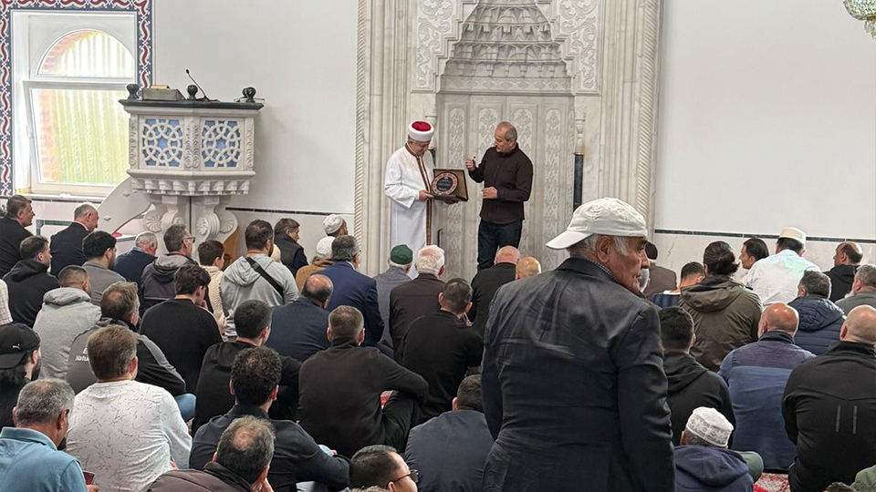 Düsseldorf DİTİB Merkez Camii töreni