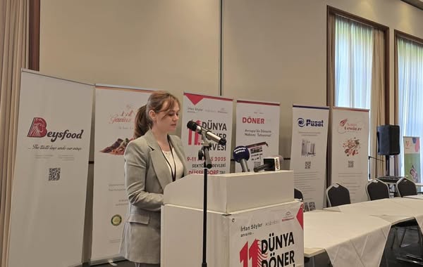 Almanya’nın Düsseldorf kentinde bu yıl 11’incisi düzenlenen Dünya Döner Zirvesi,