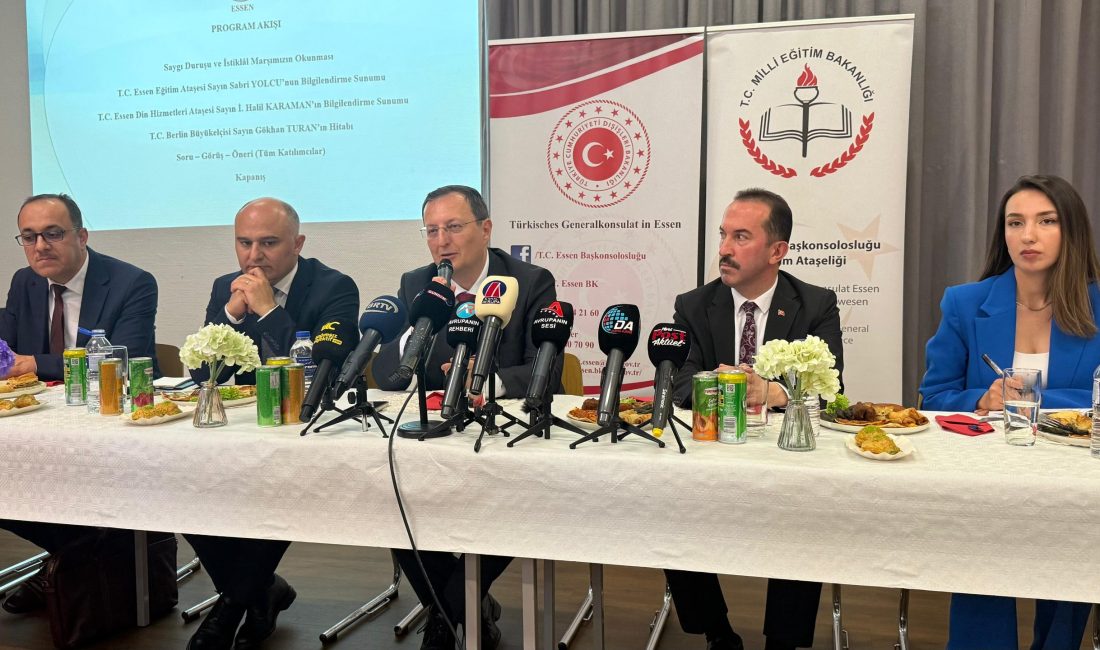 DORTMUND – Türkiye’nin Berlin Büyükelçisi Gökhan Turan, Kuzey Ren-Vestfalya (KRV)