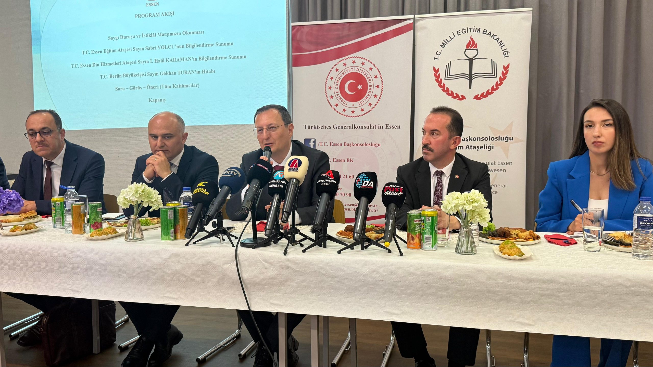 DORTMUND – Türkiye’nin Berlin Büyükelçisi Gökhan Turan, Kuzey Ren-Vestfalya (KRV)