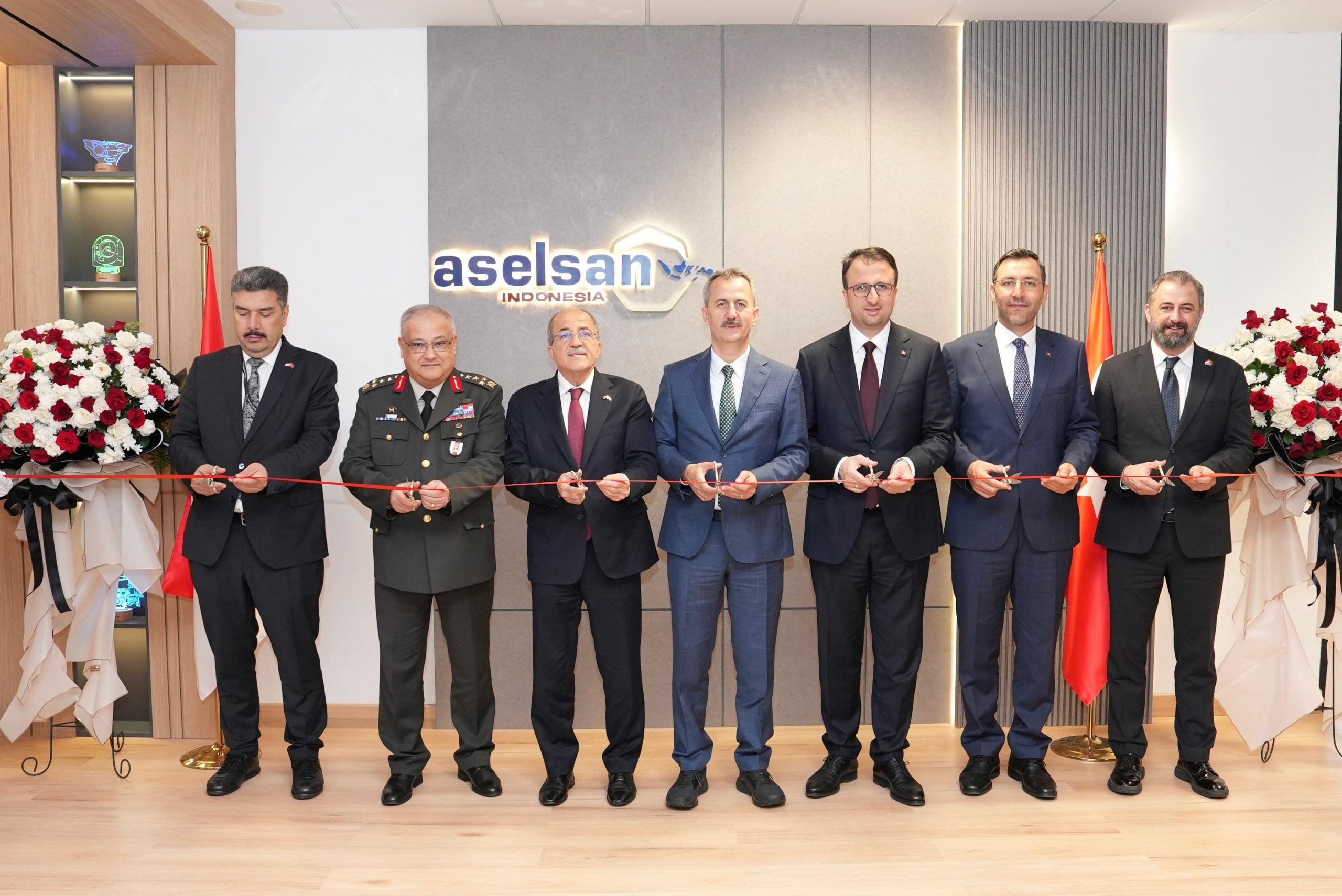 Türk savunma sanayisinin lider şirketlerinden ASELSAN, Güneydoğu Asya’daki varlığını güçlendirmek