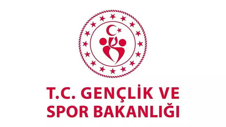 Türkiye’de kamu sektöründe çalışmak isteyen binlerce kişi, her yıl olduğu
