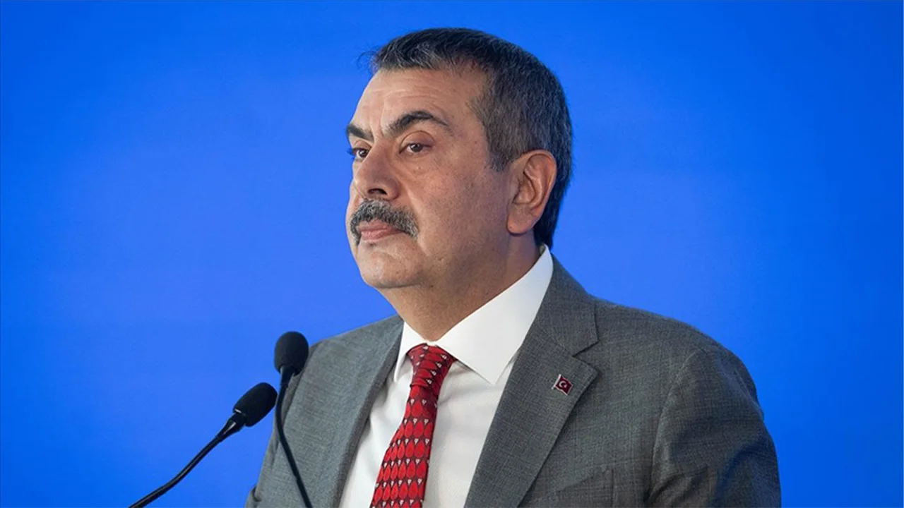 Milli Eğitim Bakanı Tekin, öğretmenlerin iller arası mazeret tayin sonuçlarını