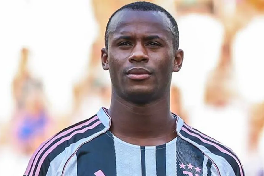 Yaz transfer döneminin hareketli takımlarından Beşiktaş, kadrosunu güçlendirmeye devam ediyor.