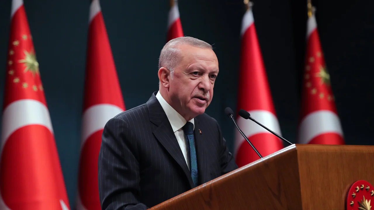 Türk spor basınının usta isimlerinden Ümit Aktanın vefatı, kamuoyunda derin