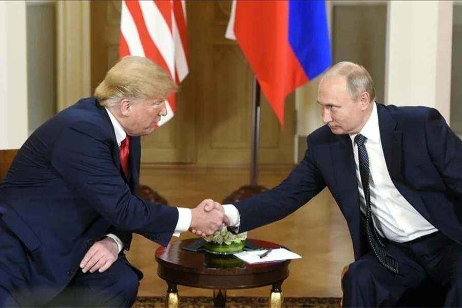 Rusya Devlet Başkanı Vladimir Putin, ABD Başkanı Donald Trump ile