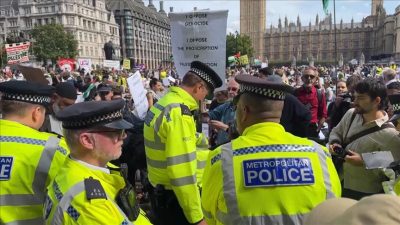 İngiltere’nin başkenti Londra, Palestine Action grubuna destek için düzenlenen protestolarla