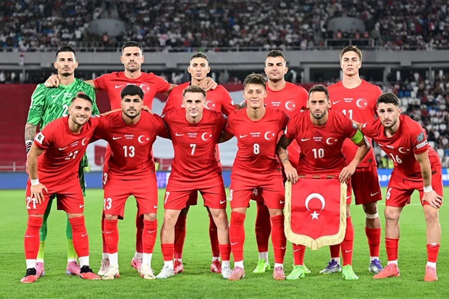Futbolseverlerin sabırsızlıkla beklediği Türkiye ile İspanya arasındaki Dünya Kupası Elemeleri