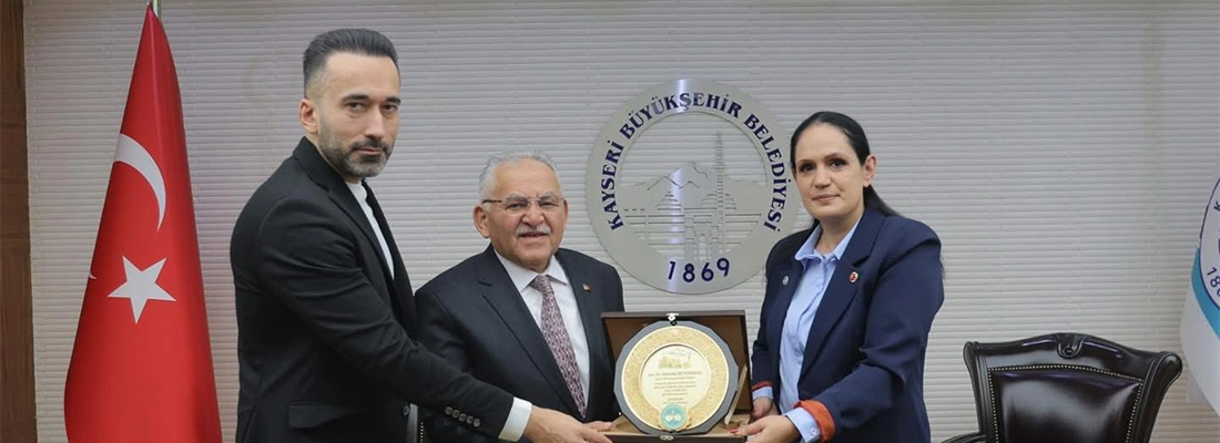 AKİB heyetinden Kayseri Büyükşehir Belediye Başkanı Büyükkılıç’a ziyaret