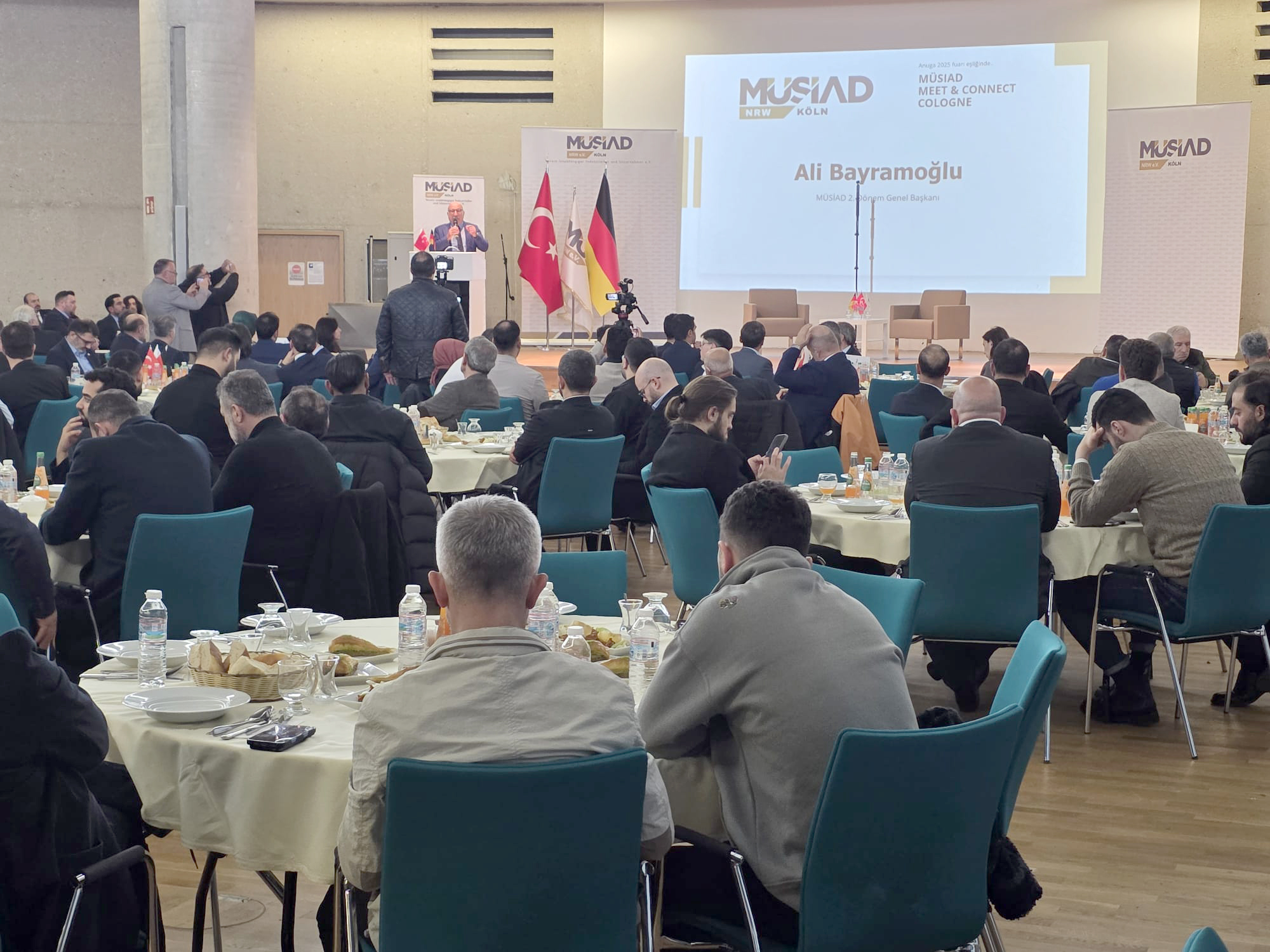 MÜSİAD, Köln’de Türkiye ve Almanya iş dünyasını buluşturdu