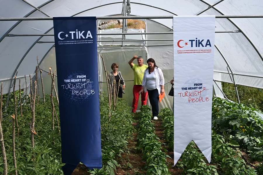 TİKA’dan Karadağ’da 44 aileye sera desteği!