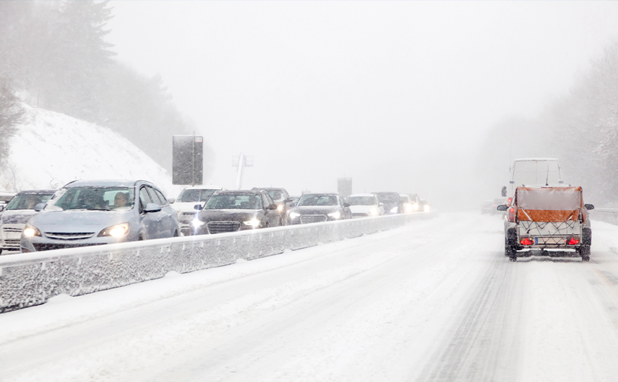 Almanya’da Fırtına ve Tipi: Seferler İptal, Havalimanlarında Gecikme