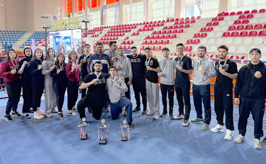 Erciyes Üniversitesi Kick Boks Takımı Türkiye Şampiyonu oldu