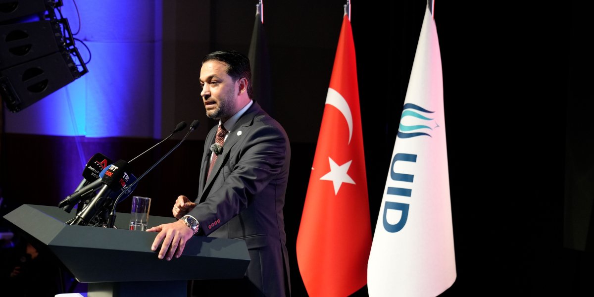 Uluslararası Demokratlar Birliği'nin 9. Genel Kurulu Neuss'ta yapıldı