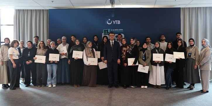 YTB, Amsterdam'daki insan hakları programında 9 ülkeden katılımcıları bir araya getirdi